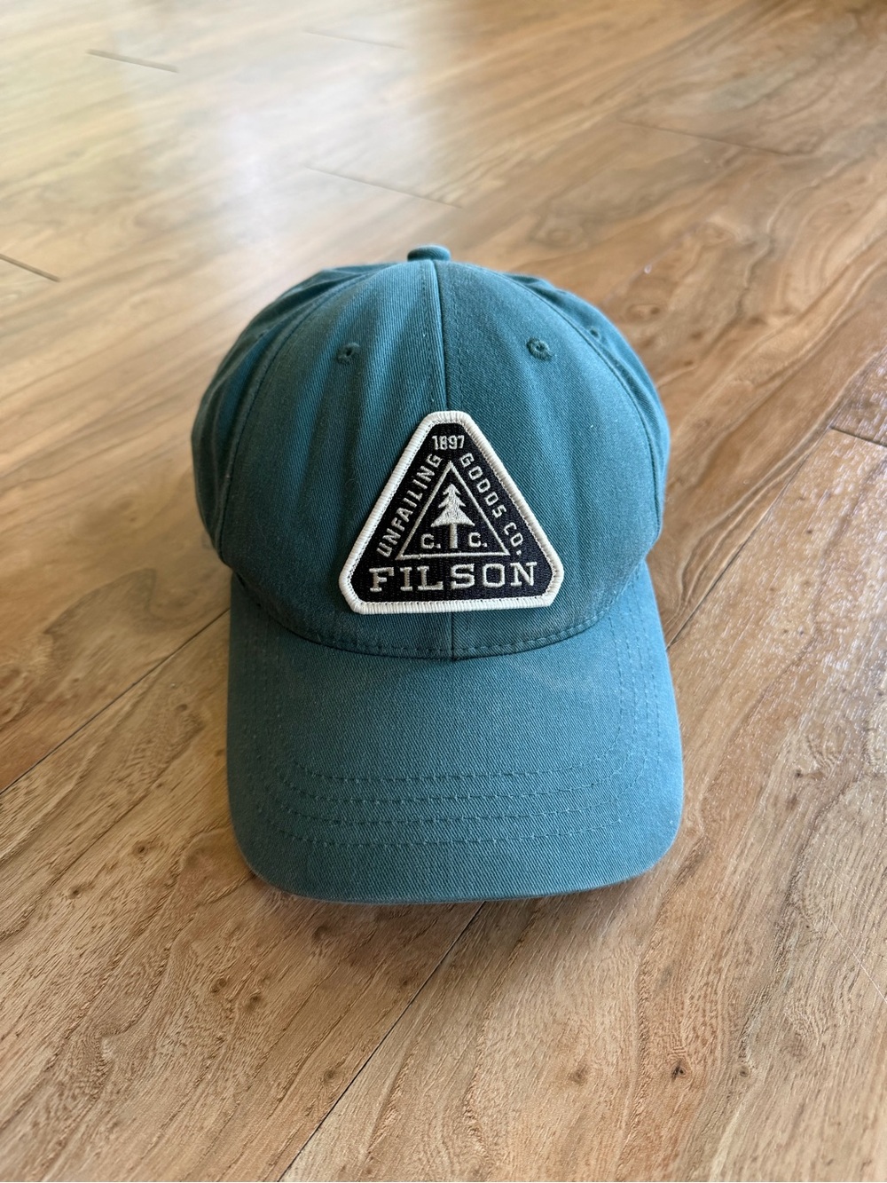 Filson Logger Cap in mallard teal
